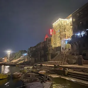 3* Hotel Sita Place On Heritage Ghats Of Benaras