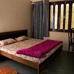 Hotel Ishan Paying, Varanasi